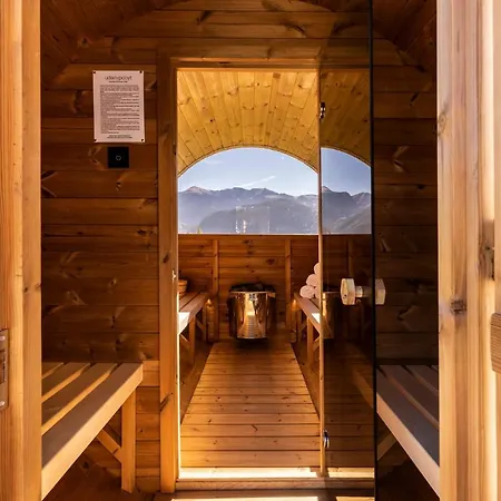 Udanypobyt Tatrzanskie Chalet *